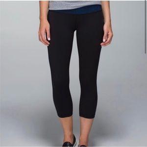 Lululemon Wunder Under Reversible Cropped Leggings